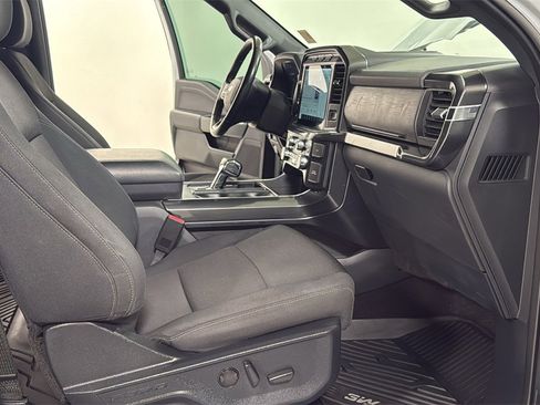 Used 2022 Ford F150 XLT w/ Equipment Group 302A High image 17