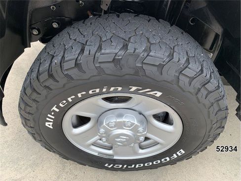 Used 2024 RAM 2500 Tradesman AWD/4WD image 19