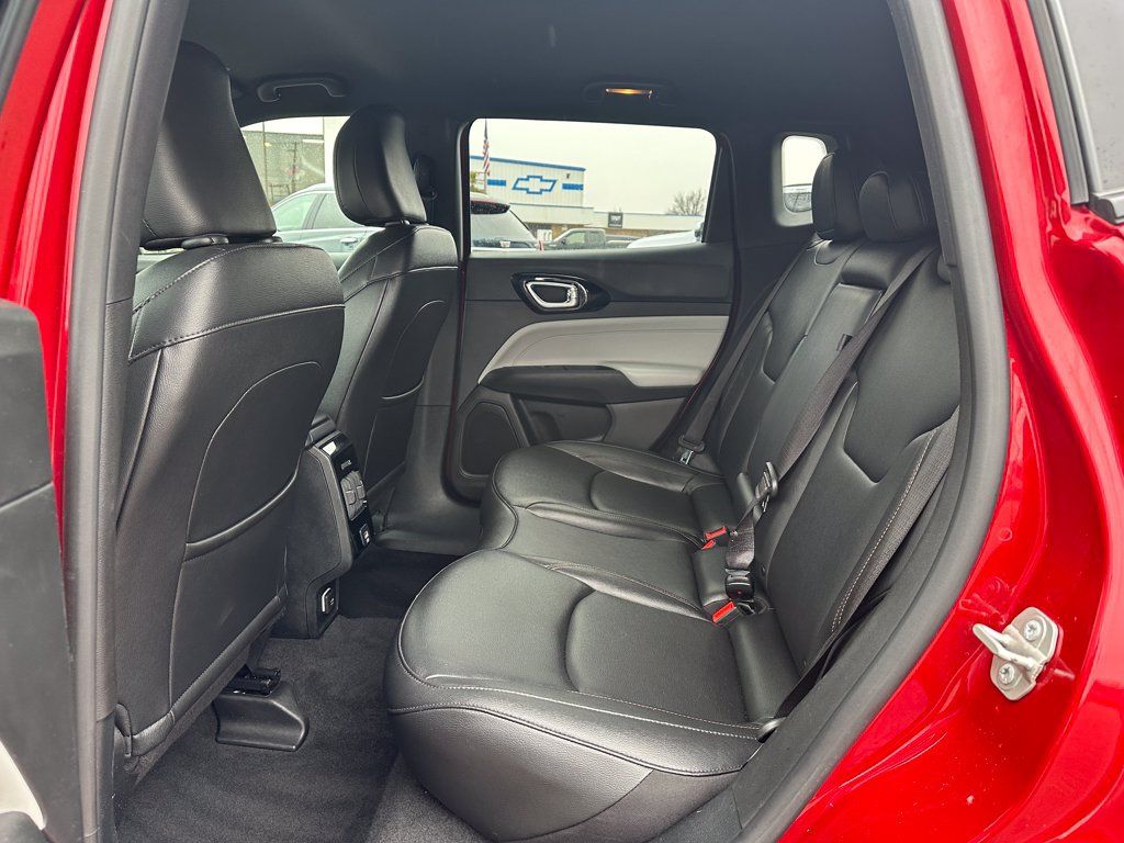 Used 2024 Jeep Compass Limited AWD/4WD image 11