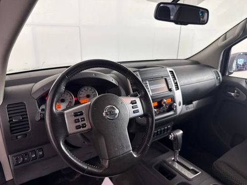 Used 2018 Nissan Frontier PRO-4X AWD/4WD image 17