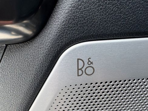 Used 2025 Ford F250 Platinum image 12