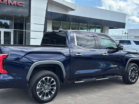 Used 2023 Toyota Tundra Limited AWD/4WD image 8