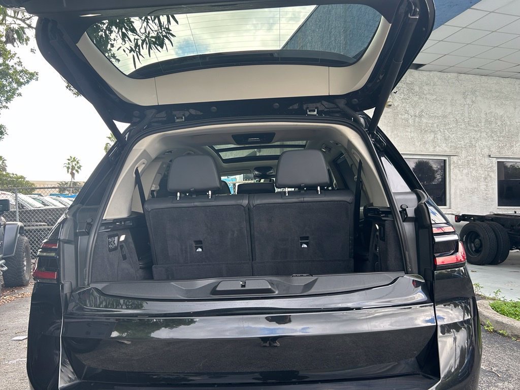 Used 2025 BMW X7 xDrive40i AWD/4WD image 45