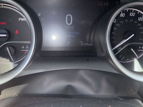 Used 2021 Toyota Camry XLE w/ Cold Weather Package image 8