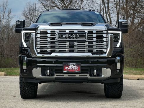 New 2026 GMC Sierra 2500 Denali w/ Denali Reserve Package image 9
