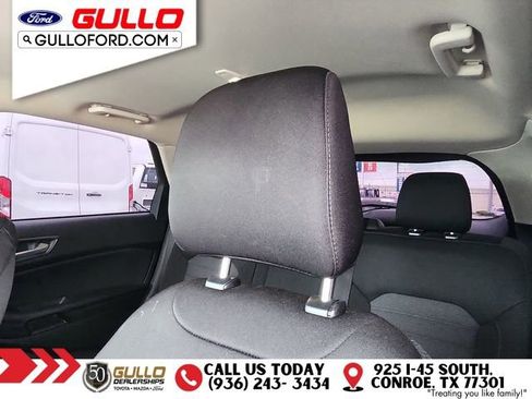 Used 2022 Ford Edge SE w/ Black Appearance Package AWD/4WD image 16