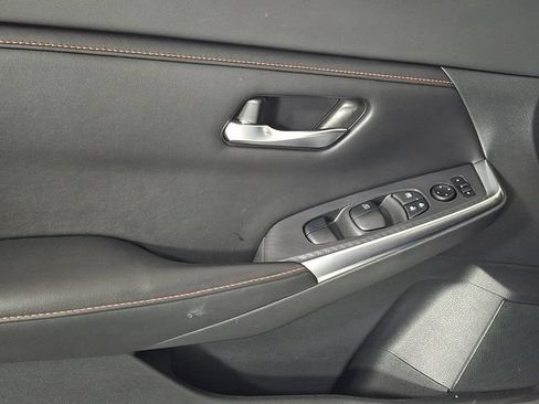 Used 2021 Nissan Sentra SR FWD image 14