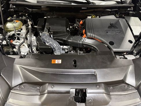 Used 2023 Mitsubishi Outlander SEL 40th Anniversary image 44