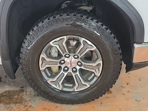 Used 2022 GMC Sierra 1500 Pro w/ Convenience Package image 10