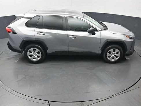 Certified 2023 Toyota RAV4 LE AWD/4WD image 39