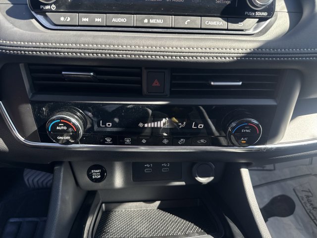 Used 2026 Nissan Rogue SV FWD image 21