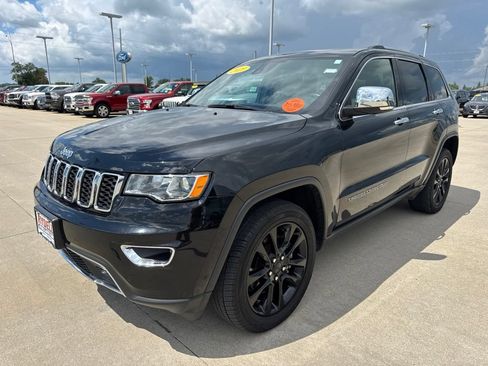 Used 2021 Jeep Grand Cherokee Limited AWD/4WD image 26