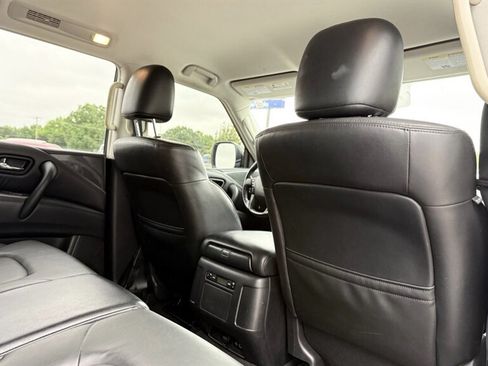 Used 2021 Nissan Armada SV AWD/4WD image 20