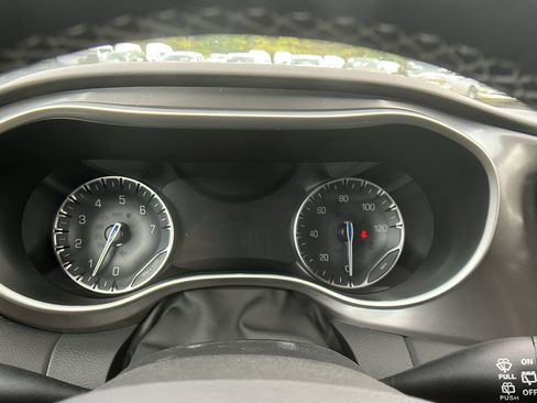 New 2026 Chrysler Voyager LX image 26