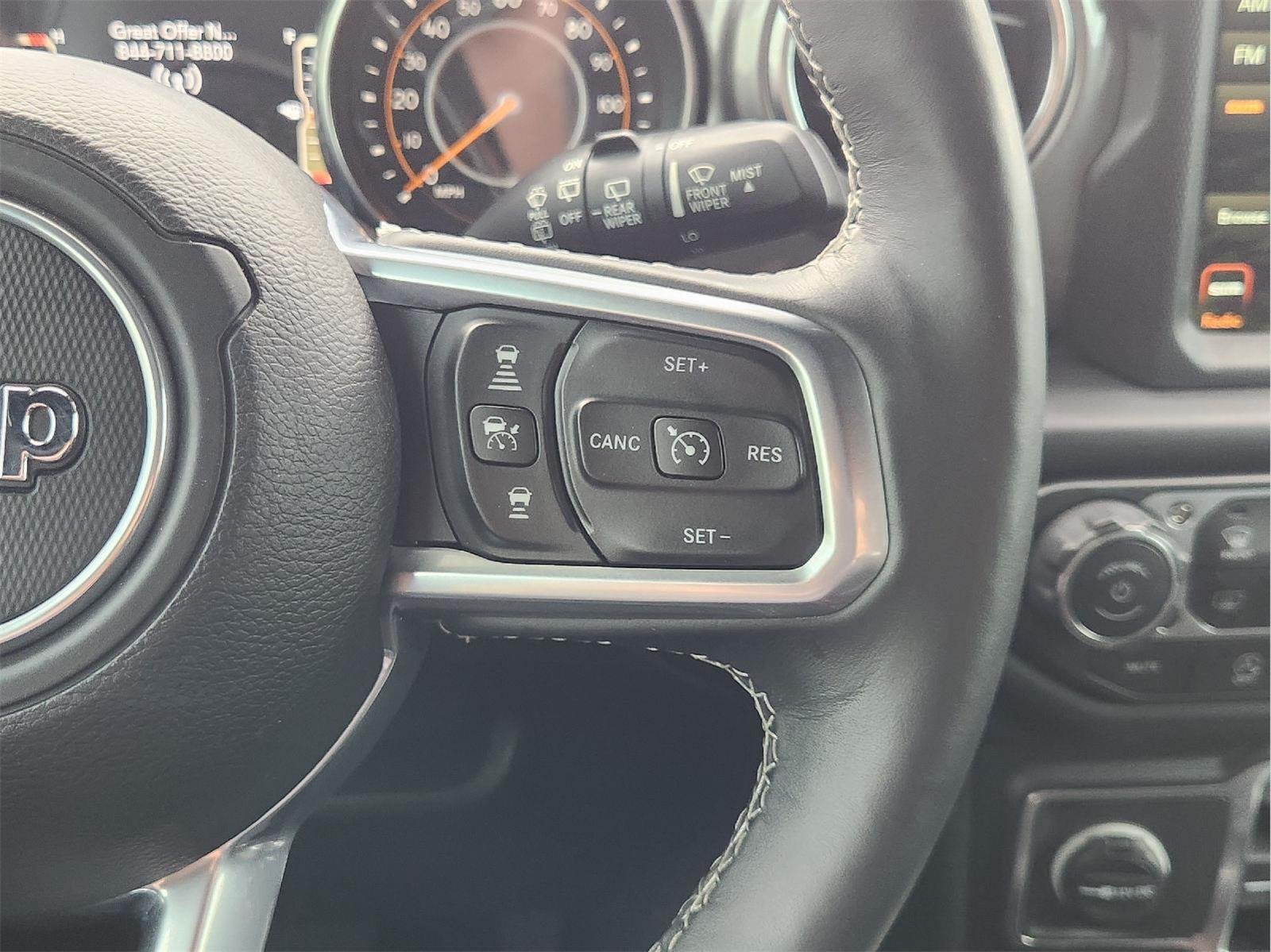 Used 2019 Jeep Wrangler Unlimited Sahara AWD/4WD image 30