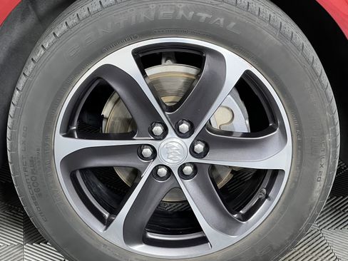 Used 2020 Buick Enclave Essence w/ Sport Touring Edition image 15