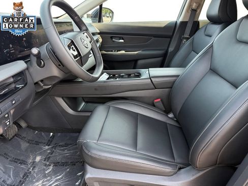 Certified 2025 Nissan Murano SV w/ Cargo Package AWD/4WD image 9