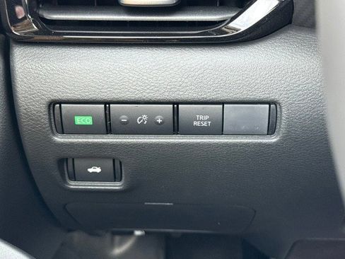 New 2025 Nissan Sentra SV w/ SV Premium Package image 27