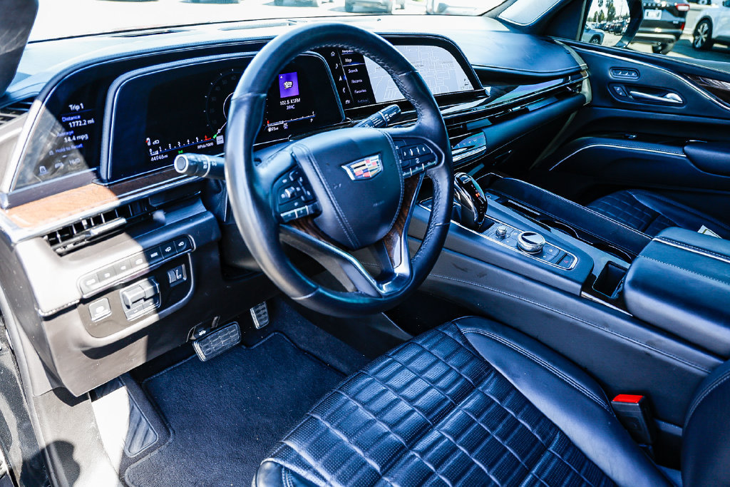 Used 2023 Cadillac Escalade Sport Platinum w/ LPO, ONYX Package AWD/4WD image 37