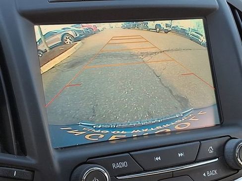 Used 2016 Buick Regal AWD image 21