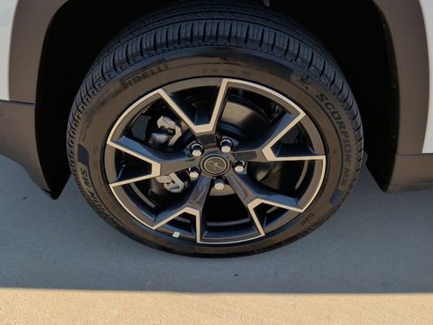 New 2026 Jeep Cherokee Overland image 53