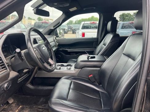 Used 2019 Ford Expedition Max XLT w/ Equipment Group 201A AWD/4WD image 15