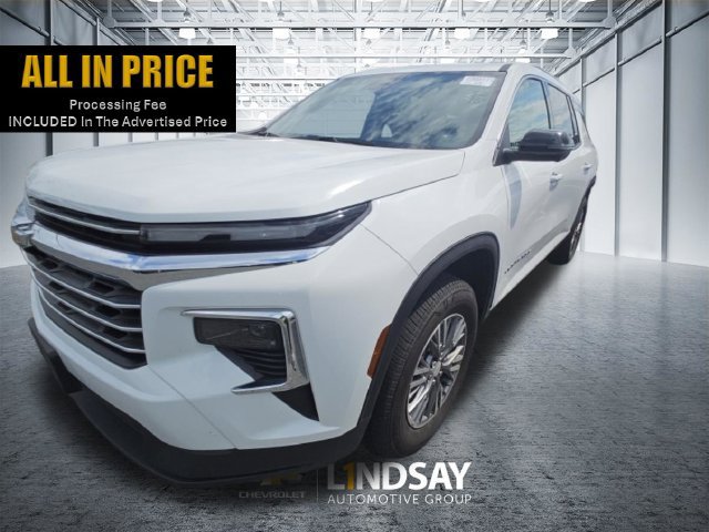 Used 2026 Chevrolet Traverse LT w/ Driver Confidence Package AWD/4WD image 1