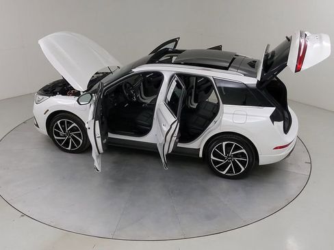 Used 2023 Lincoln Corsair Grand Touring w/ Equipment Group 301A AWD/4WD image 51