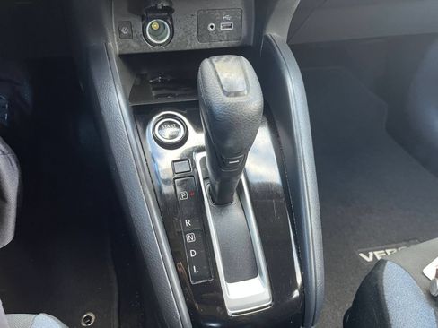 Used 2025 Nissan Versa SV FWD image 39
