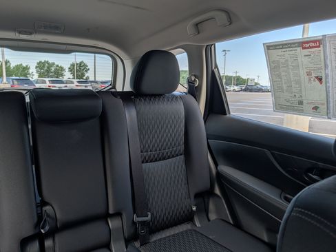 Used 2020 Nissan Rogue S AWD/4WD image 14
