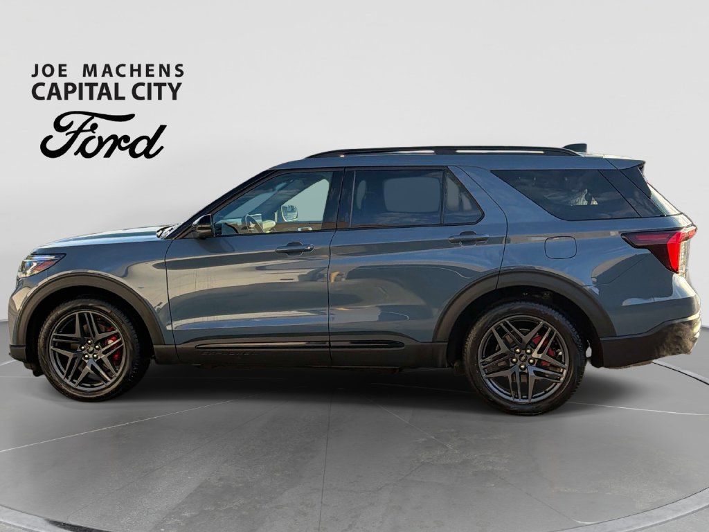 Used 2025 Ford Explorer ST AWD/4WD image 8