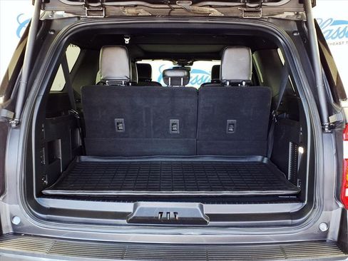 Used 2021 Ford Expedition Max XLT image 10