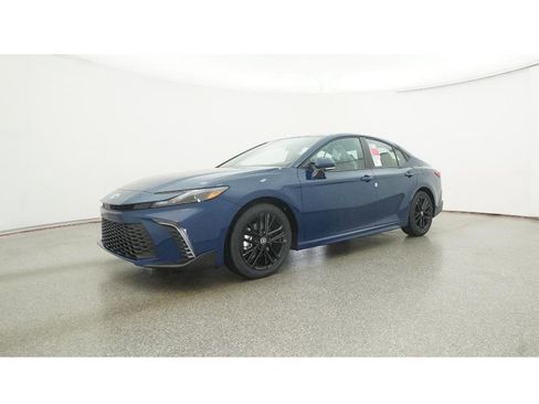 New 2026 Toyota Camry SE image 17