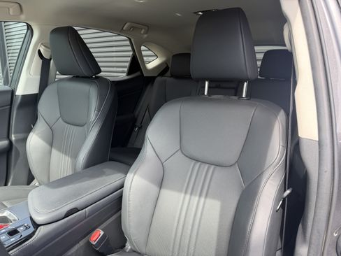 Used 2025 Lexus NX 250 FWD w/ Accessory Package (2T) image 12