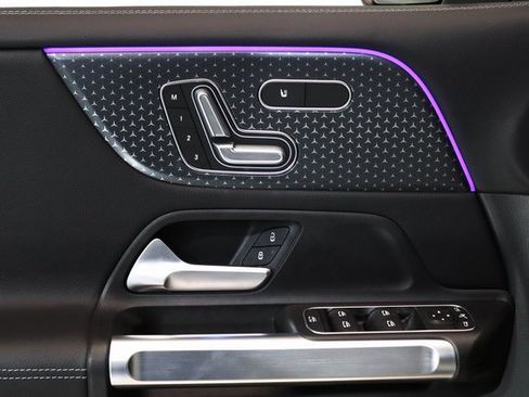 Certified 2025 Mercedes-Benz GLB 250 GLB 250 image 3