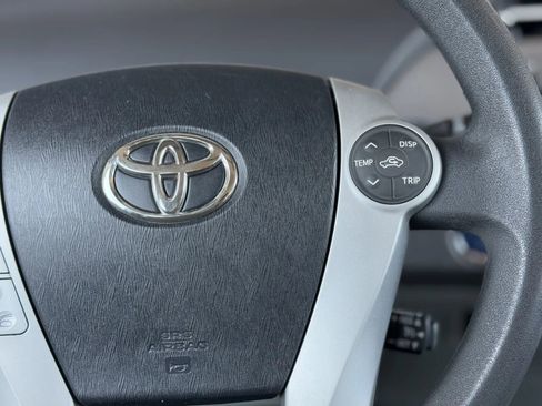 Used 2014 Toyota Prius Two image 21