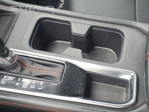 Used 2025 Nissan Sentra SR w/ SR Premium Package FWD image 37
