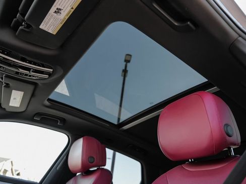 Used 2019 Porsche Cayenne image 25