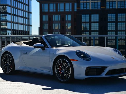 Certified 2024 Porsche 911 Carrera 4S image 7