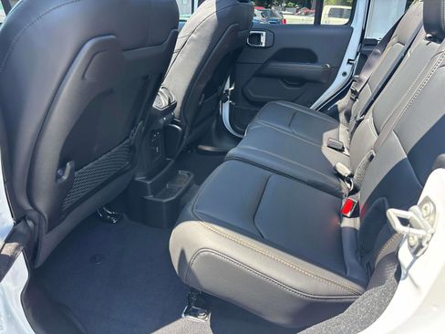 New 2025 Jeep Wrangler Unlimited Sahara image 8