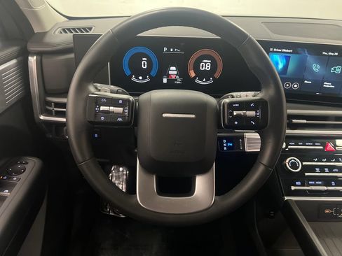 Used 2026 Hyundai Santa Fe SE FWD image 17