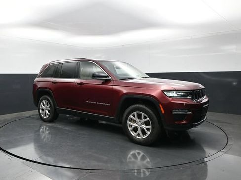 Used 2022 Jeep Grand Cherokee Limited AWD/4WD image 1