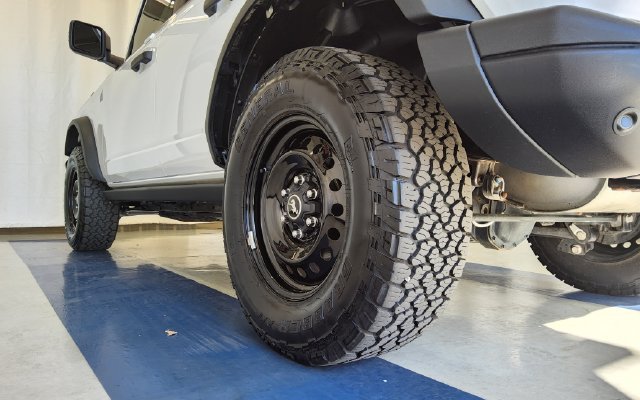 Used 2023 Ford Bronco Black Diamond AWD/4WD image 7