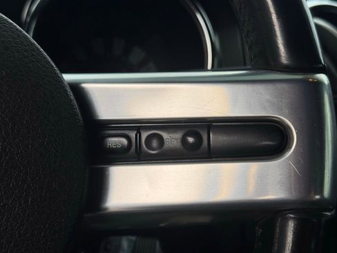 Used 2006 Ford Mustang GT image 29