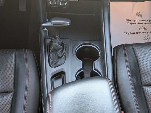 Used 2024 Dodge Durango GT RWD image 19