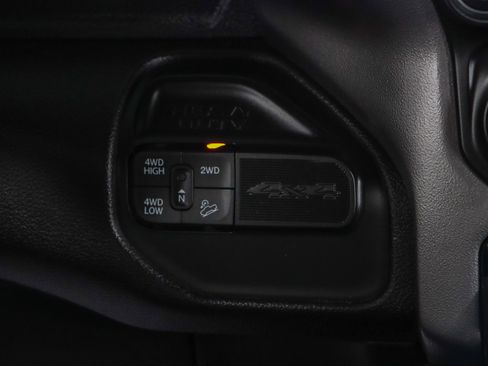 Used 2024 RAM 2500 Big Horn w/ Off Road Package image 21