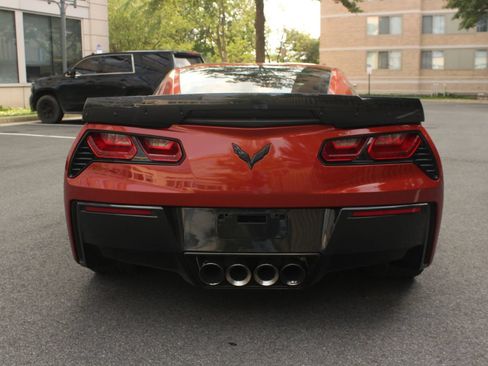 Used 2015 Chevrolet Corvette Stingray Coupe w/ 3LT Preferred Equipment Group RWD image 9