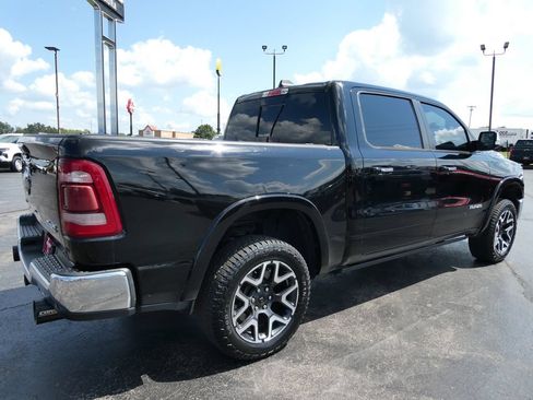 Used 2019 RAM 1500 Laramie AWD/4WD image 5