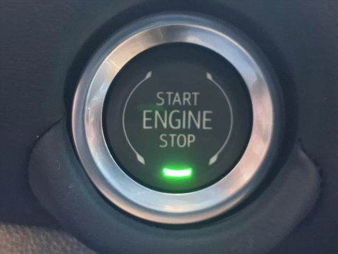 Used 2025 Chevrolet Tahoe LS image 7