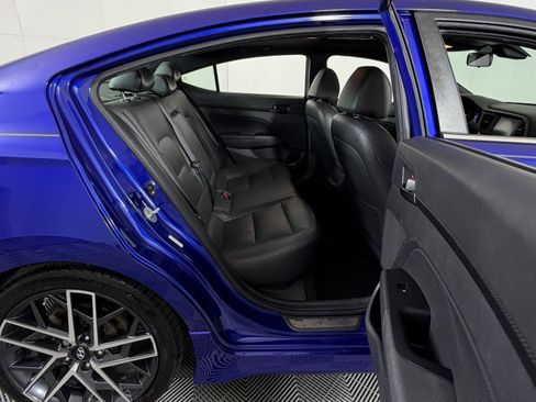 Used 2020 Hyundai Elantra Sport w/ Cargo Package (C1) image 6